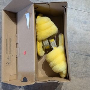 Toddler Uggs Fluffy Yeah Slides New in Box